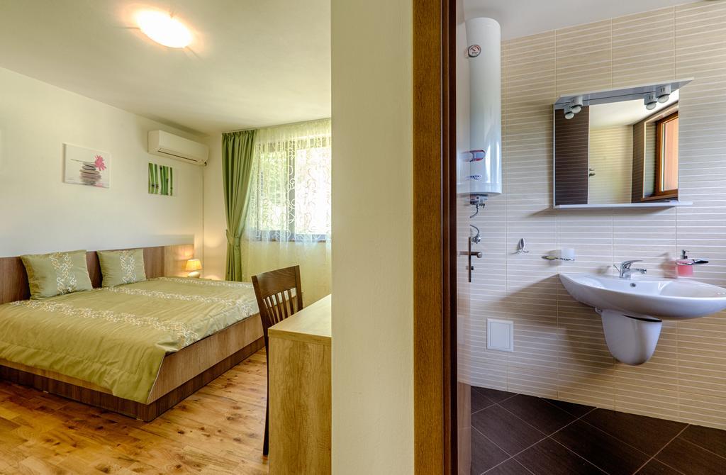 Guest House Vitora Ribaritsa Ruang foto
