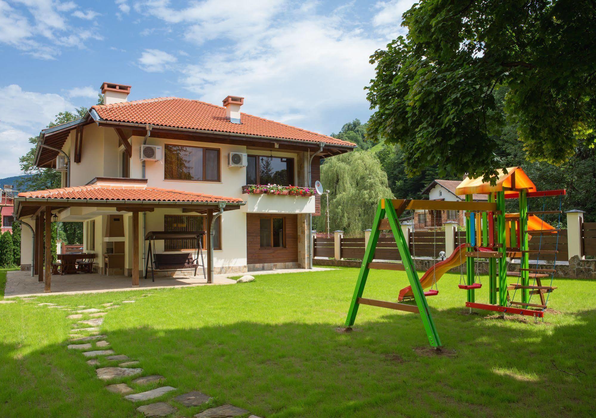 Guest House Vitora Ribaritsa Bagian luar foto